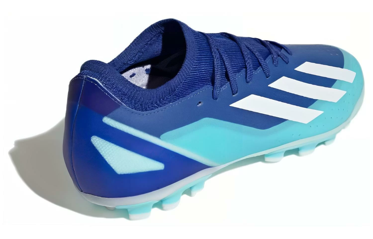 Бутсы Adidas X Crazyfast.3 AG IG7652 Фото Бутсы Adidas X Crazyfast.3 AG IG7652 со склада магазина Спортев