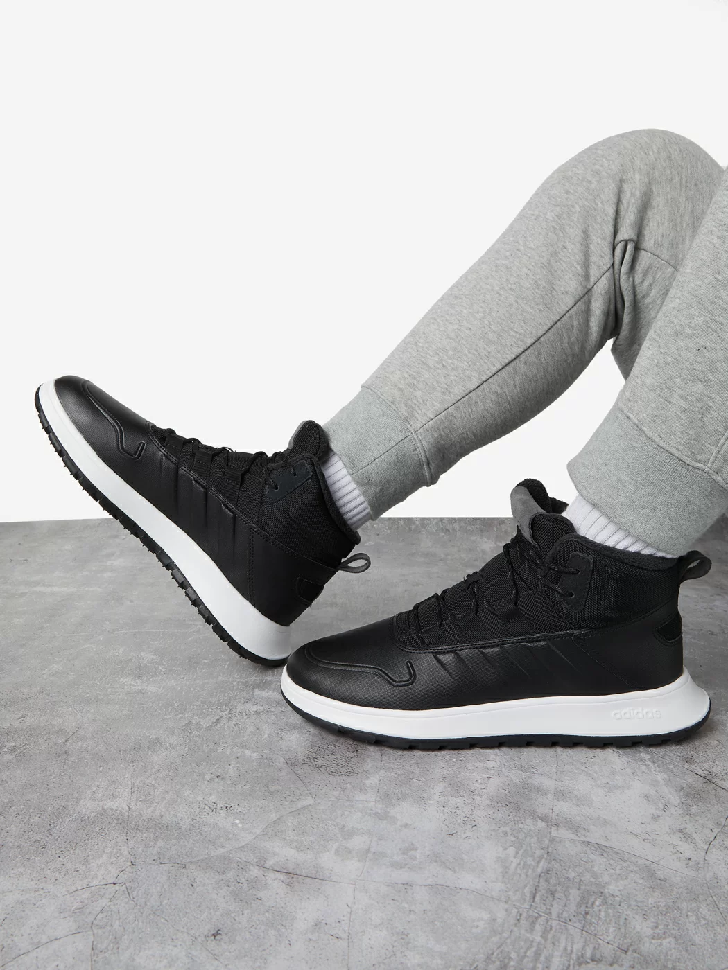 Кроссовки Adidas Fusion Storm Wtr EE9709 Фото Кроссовки Adidas Fusion Storm Wtr EE9709 со склада магазина Спортев