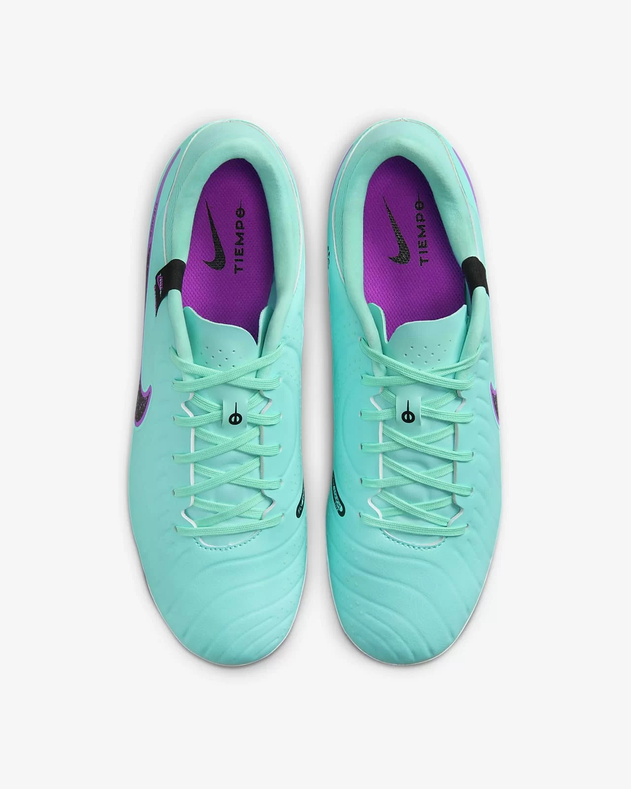 Бутсы Nike Legend 10 Academy AG DV4340-300 Фото Бутсы Nike Legend 10 Academy AG DV4340-300 со склада магазина Спортев