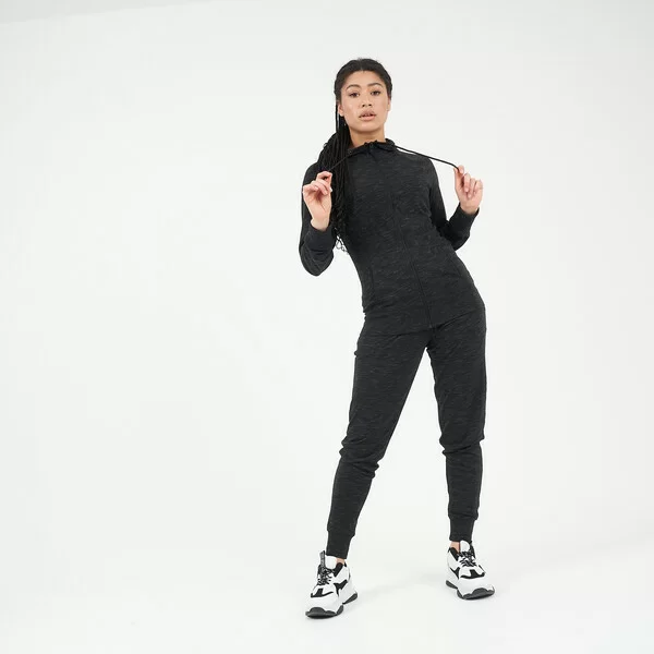 Толстовка PullThroughHoodie (Цвет 3PD, Темно-серый) DWA476 Фото Толстовка PullThroughHoodie (Цвет 3PD, Темно-серый) DWA476 со склада магазина Спортев