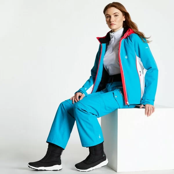 Куртка Thrive Jacket (Цвет 4JM, Синий) DWP437 Фото Куртка Thrive Jacket (Цвет 4JM, Синий) DWP437 со склада магазина Спортев
