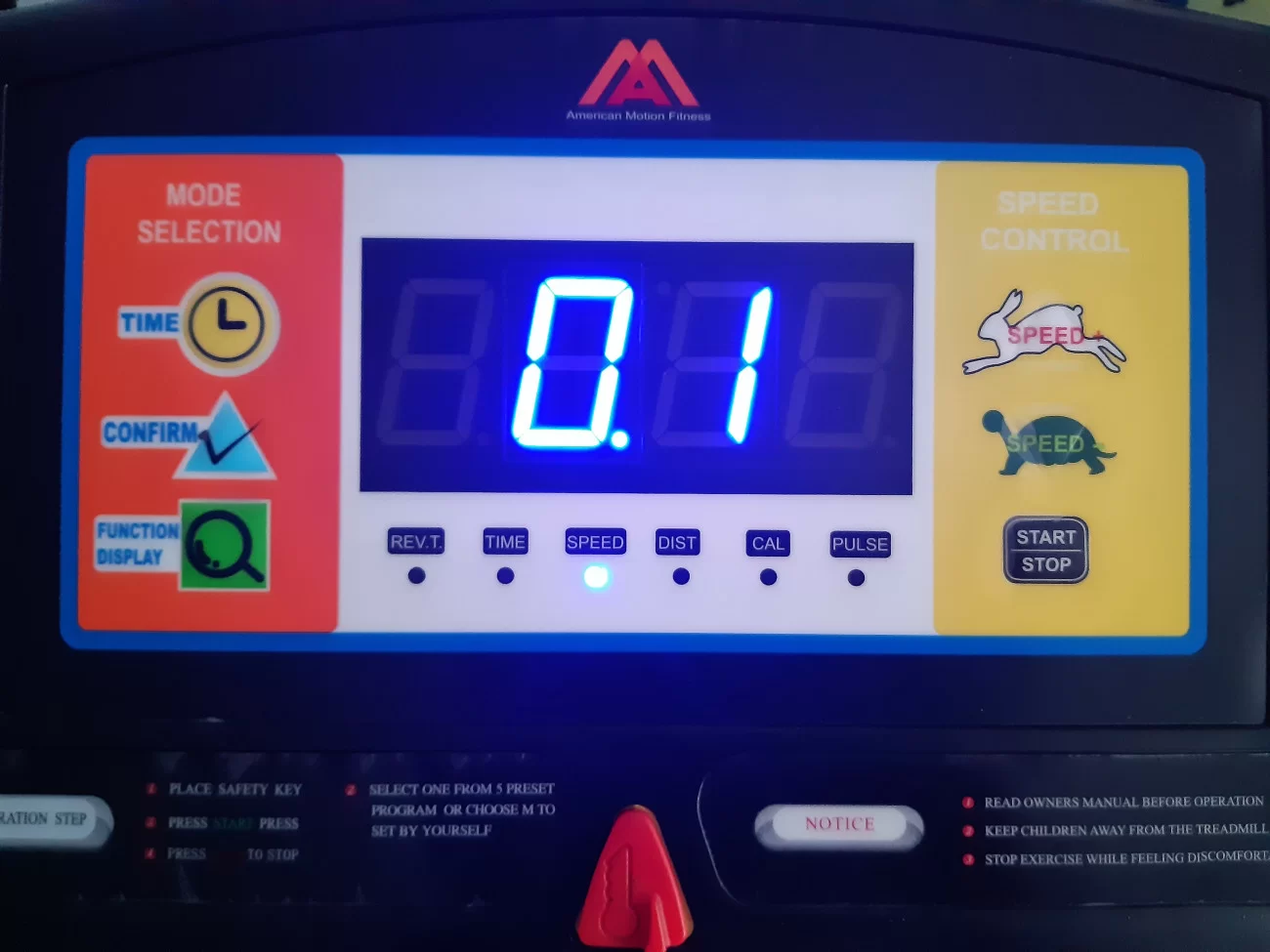 Беговая дорожка AMF 8612Z Фото Беговая дорожка AMF 8612Z со склада магазина Спортев