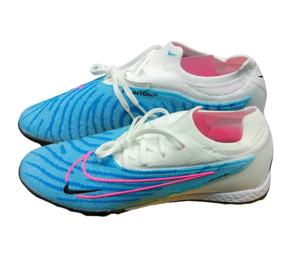 Бутсы Nike Phantom GX Elite turf голубой/белый Фото Бутсы Nike Phantom GX Elite turf голубой/белый со склада магазина Спортев