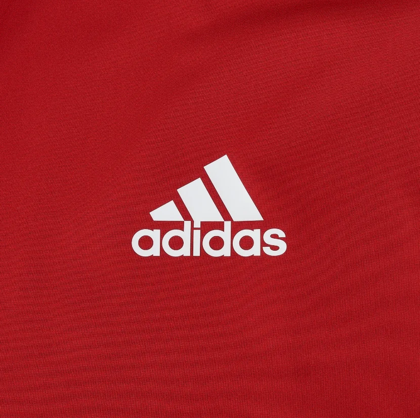 Куртка ветрозащитная Adidas Tiro 21 GP4965 Фото Куртка ветрозащитная Adidas Tiro 21 GP4965 со склада магазина Спортев