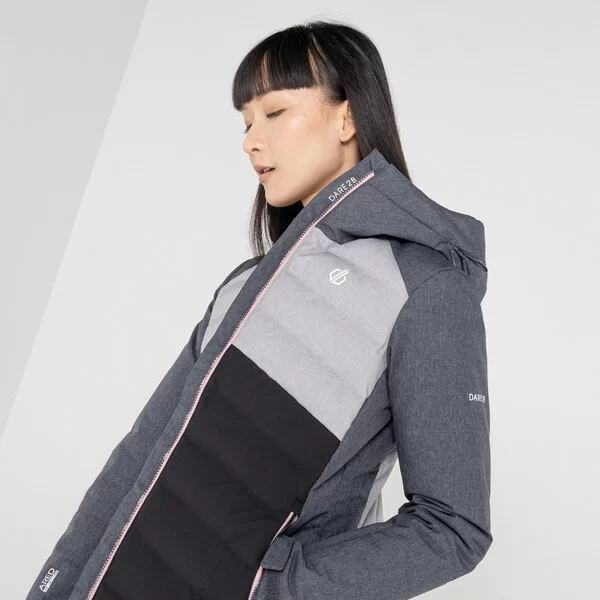 Куртка Coded Jacket (Цвет 96M, Серый) DWP507 Фото Куртка Coded Jacket (Цвет 96M, Серый) DWP507 со склада магазина Спортев