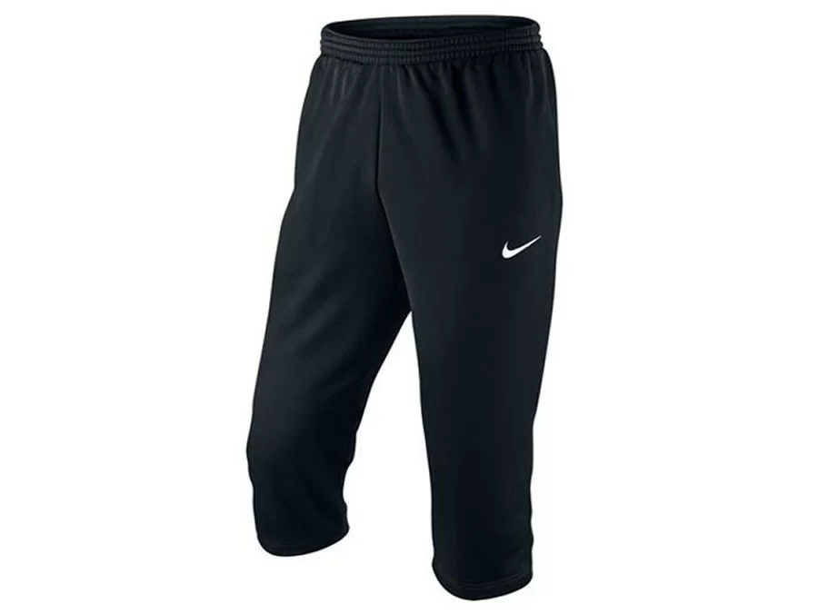 Брюки Nike Found 12 3/4 Technical Pant 447437-010 Фото Брюки Nike Found 12 3/4 Technical Pant 447437-010 со склада магазина Спортев