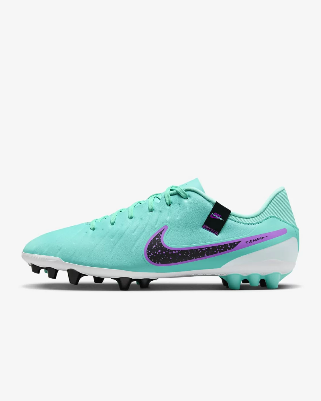 Бутсы Nike Legend 10 Academy AG DV4340-300 Фото Бутсы Nike Legend 10 Academy AG DV4340-300 со склада магазина Спортев