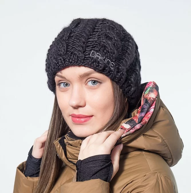 Шапка Dakine жен. Vine 8680-034/8680-749 Фото Шапка Dakine жен. Vine 8680-034/8680-749 со склада магазина Спортев