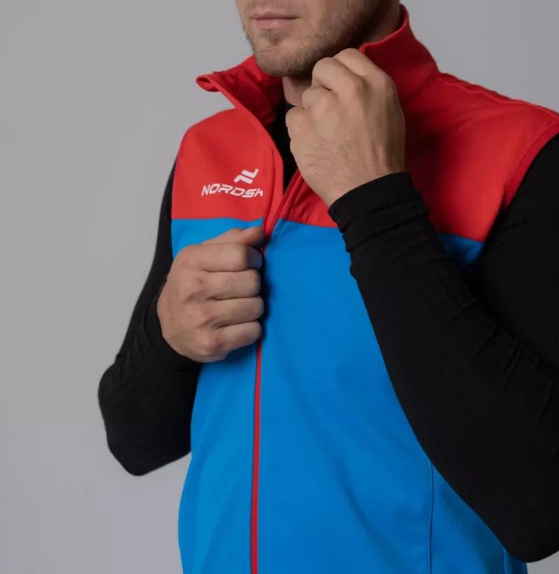 Жилет разминочный Nordski Pro Rus NSM554192 Фото Жилет разминочный Nordski Pro Rus NSM554192 со склада магазина Спортев