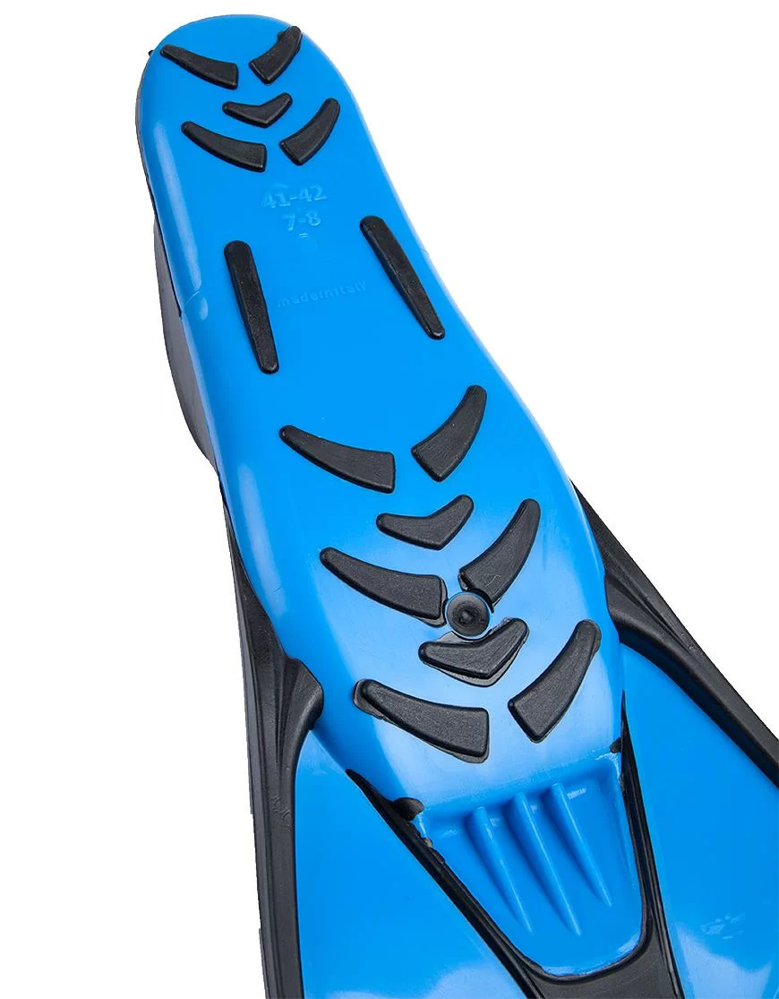 Ласты Mad Wave Vector navy M0640 01 8 04W Фото Ласты Mad Wave Vector navy M0640 01 8 04W со склада магазина Спортев