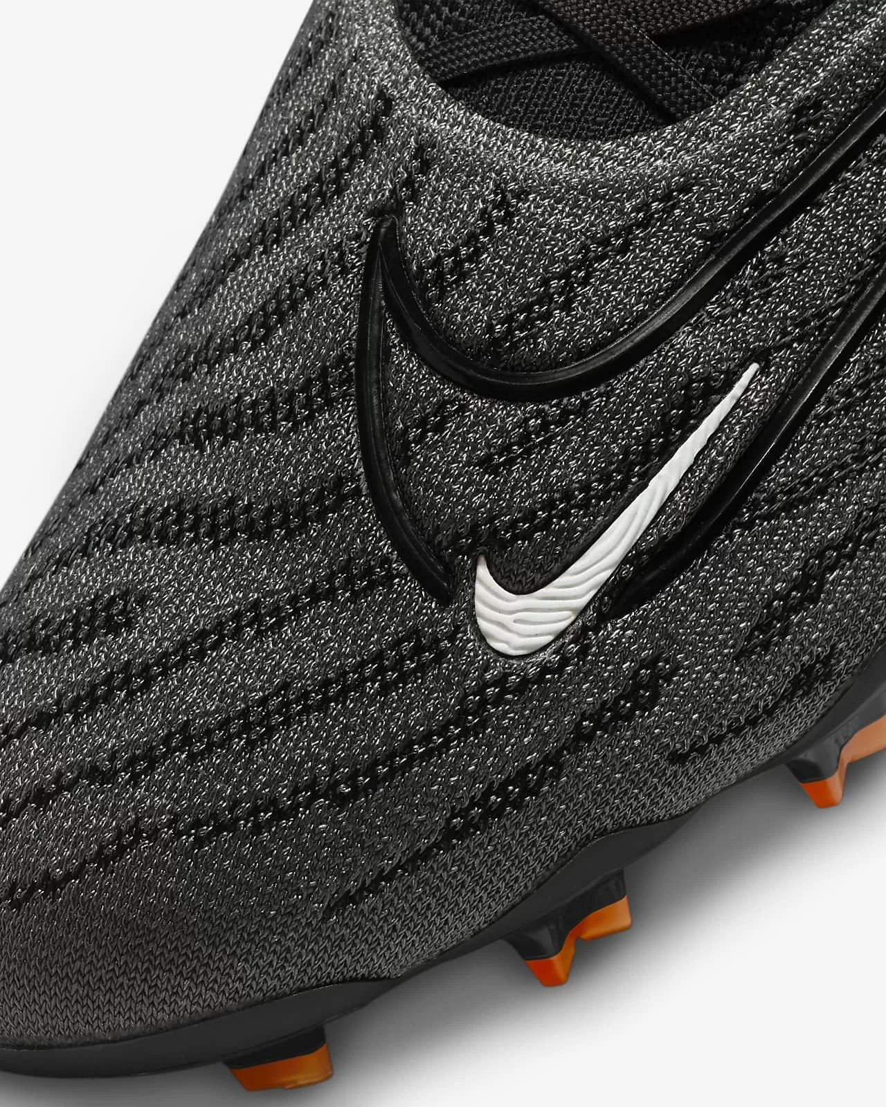 Бутсы Nike Phantom GX Elite FG DC9968-010 Фото Бутсы Nike Phantom GX Elite FG DC9968-010 со склада магазина Спортев