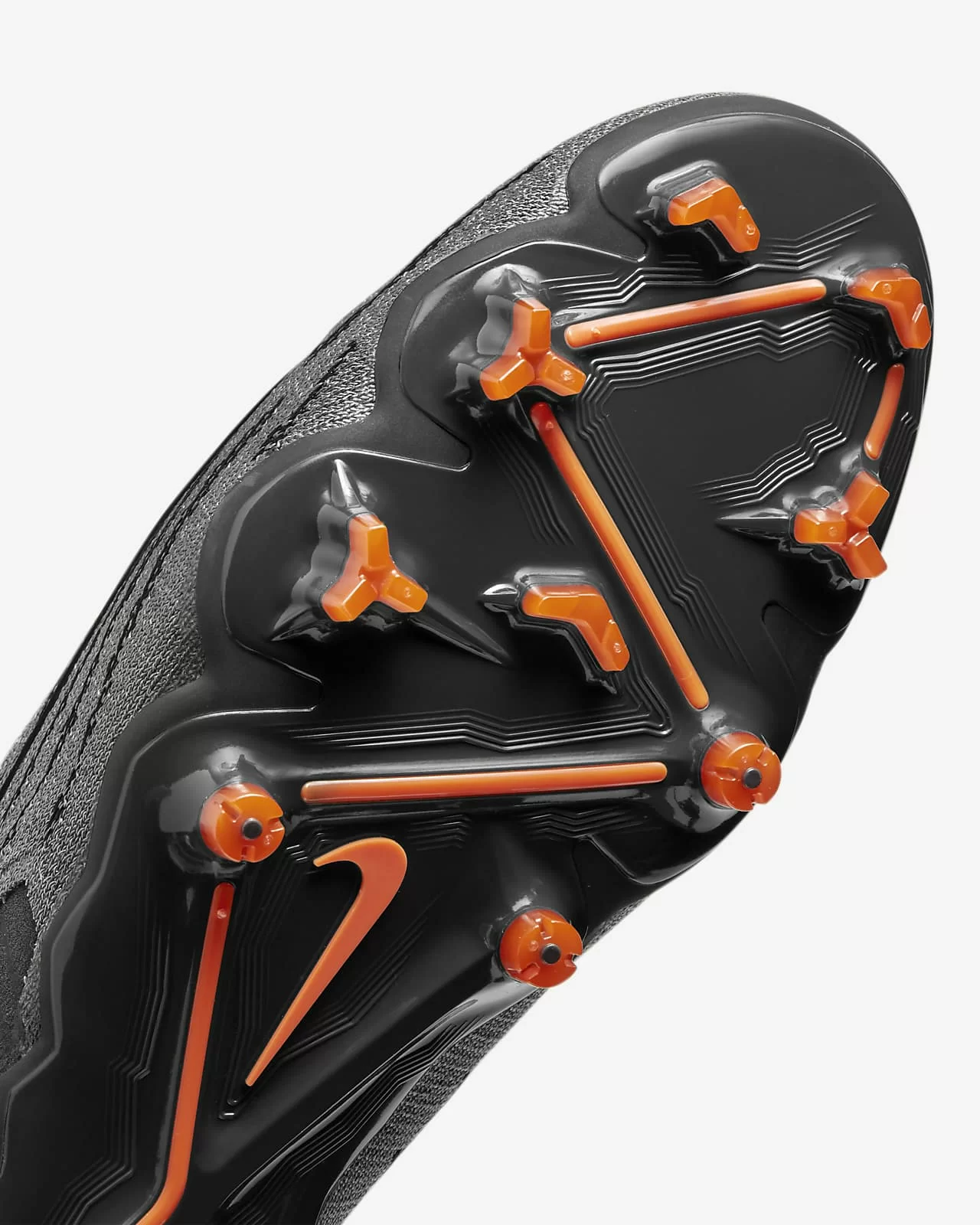 Бутсы Nike Phantom GX Elite FG DC9968-010 Фото Бутсы Nike Phantom GX Elite FG DC9968-010 со склада магазина Спортев