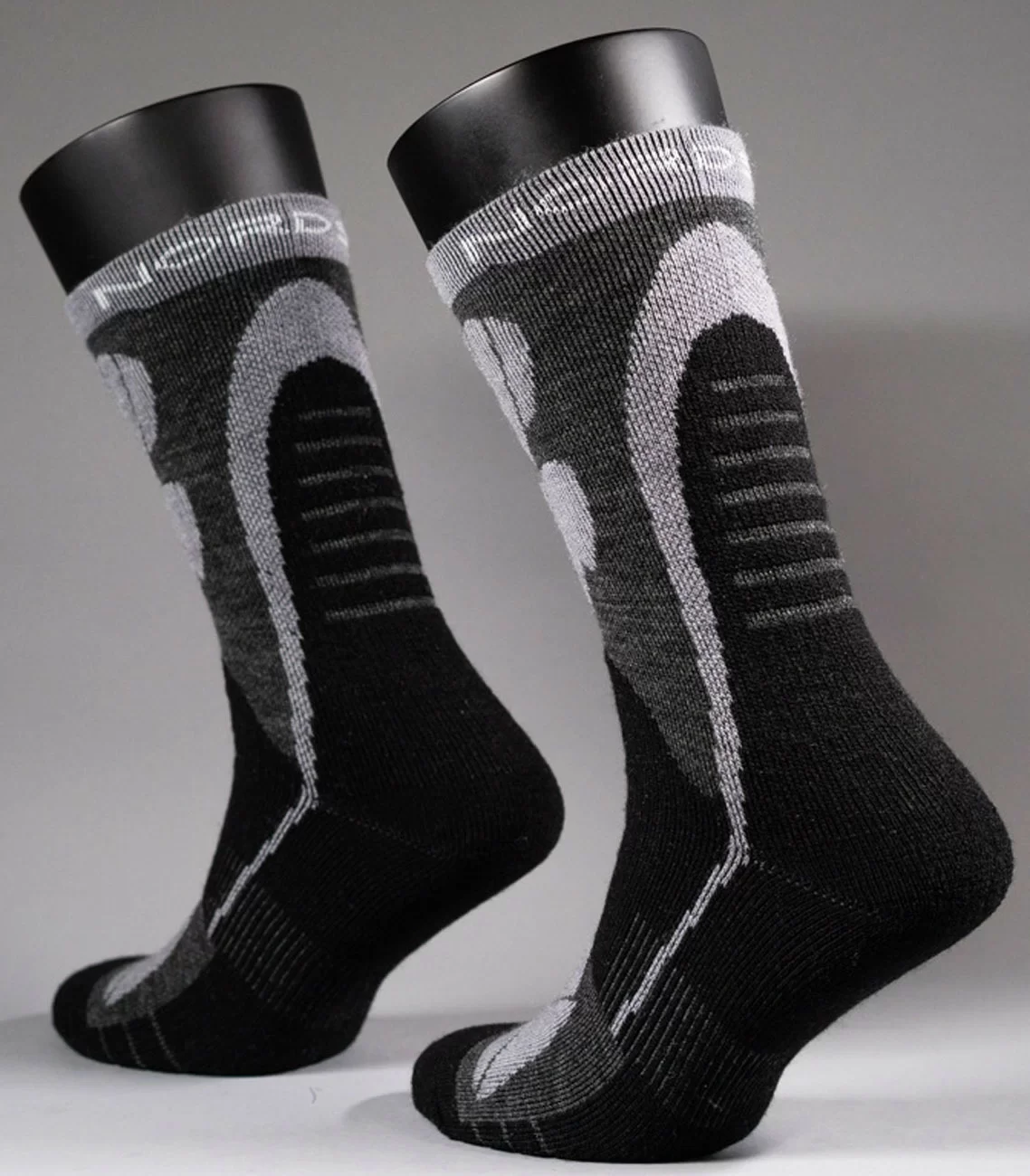 Носки Nordski Wool black/grey NSV422201 Фото Носки Nordski Wool black/grey NSV422201 со склада магазина Спортев