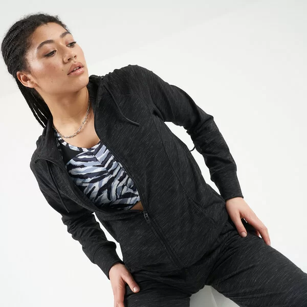 Толстовка PullThroughHoodie (Цвет 3PD, Темно-серый) DWA476 Фото Толстовка PullThroughHoodie (Цвет 3PD, Темно-серый) DWA476 со склада магазина Спортев