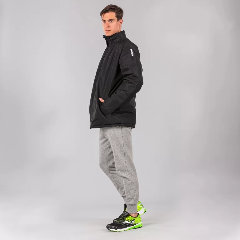 Куртка Joma Everest 100064.100 Фото Куртка Joma Everest 100064.100 со склада магазина Спортев