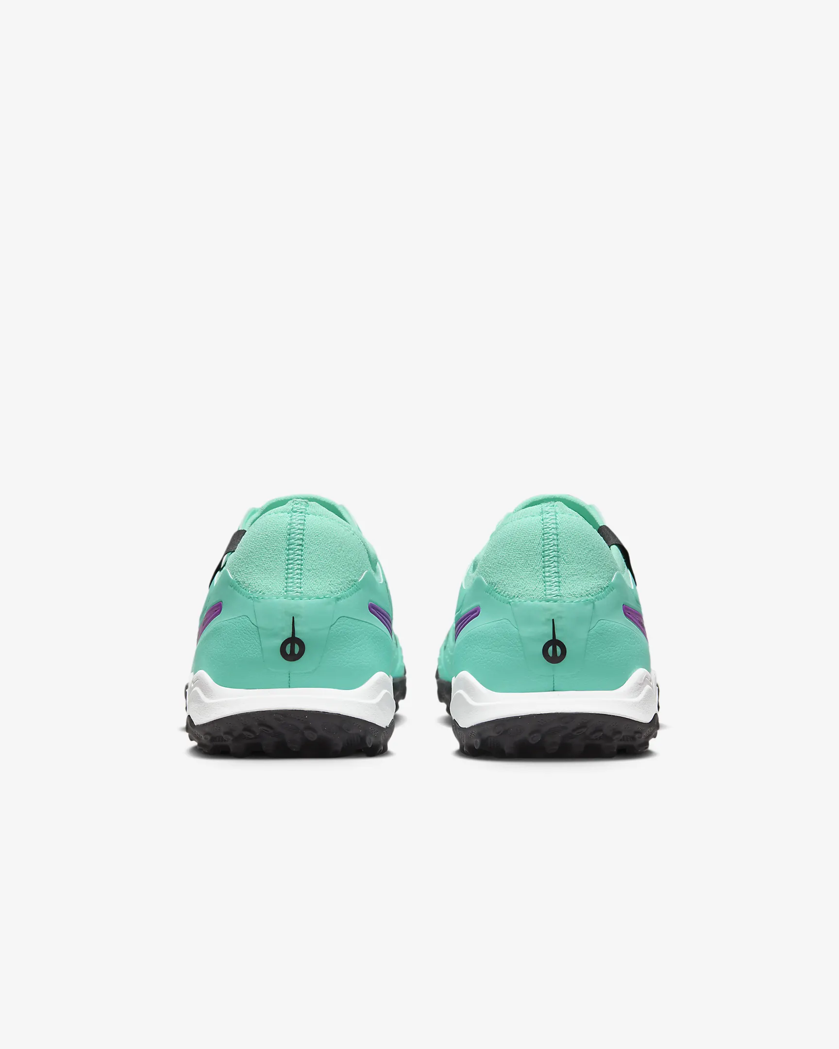 Бутсы Nike Tiempo Legend 10 Pro turf Фото Бутсы Nike Tiempo Legend 10 Pro turf со склада магазина Спортев