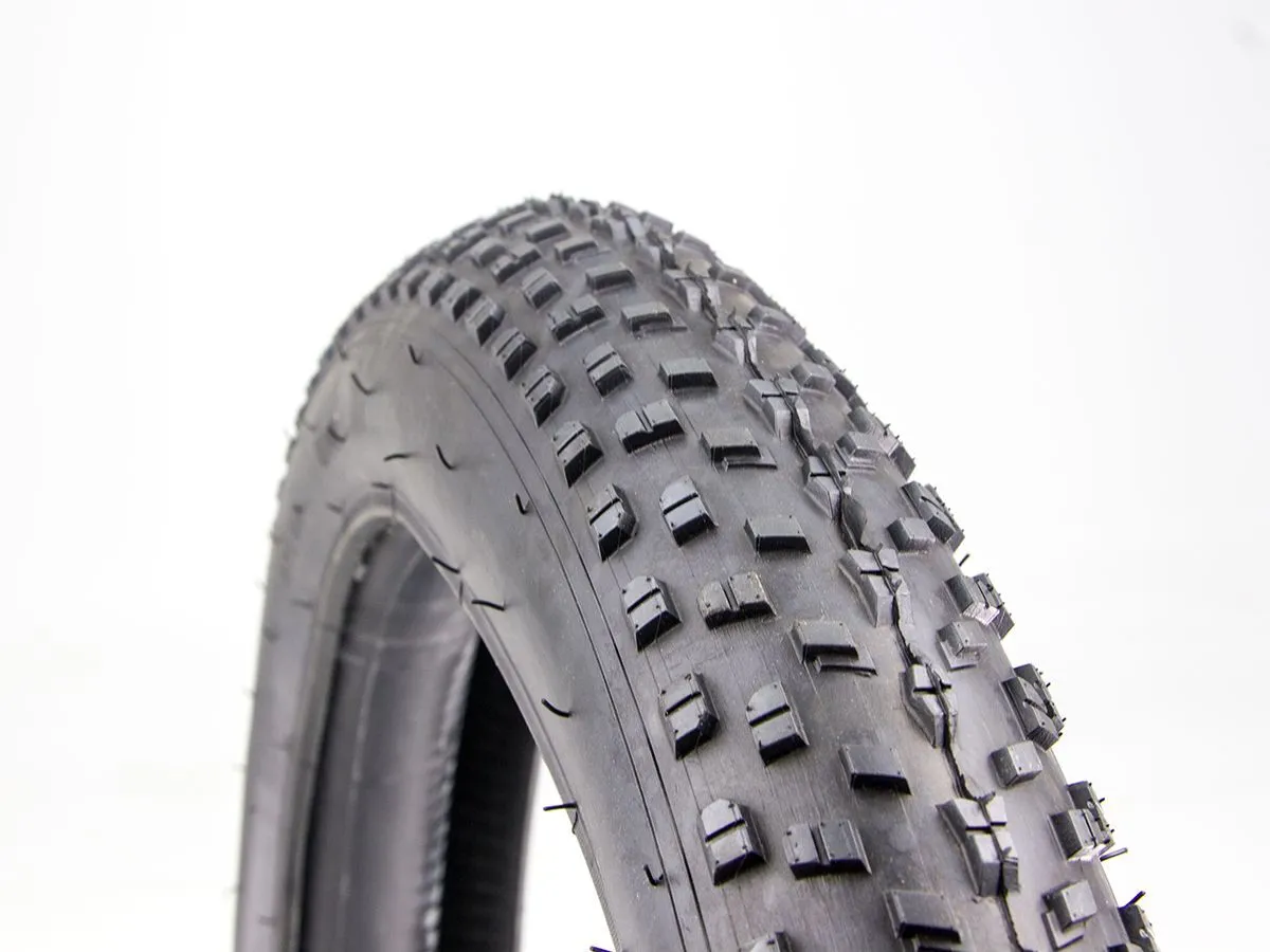 Покрышка 26" * 3" Wanda P1272 RTRP12720001 Фото Покрышка 26" * 3" Wanda P1272 RTRP12720001 со склада магазина Спортев