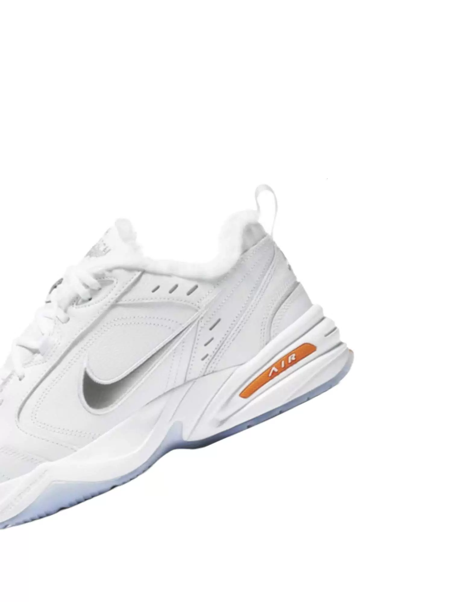 Кроссовки Nike Air Monarch IV PRM AV6676 100 Фото Кроссовки Nike Air Monarch IV PRM AV6676 100 со склада магазина Спортев