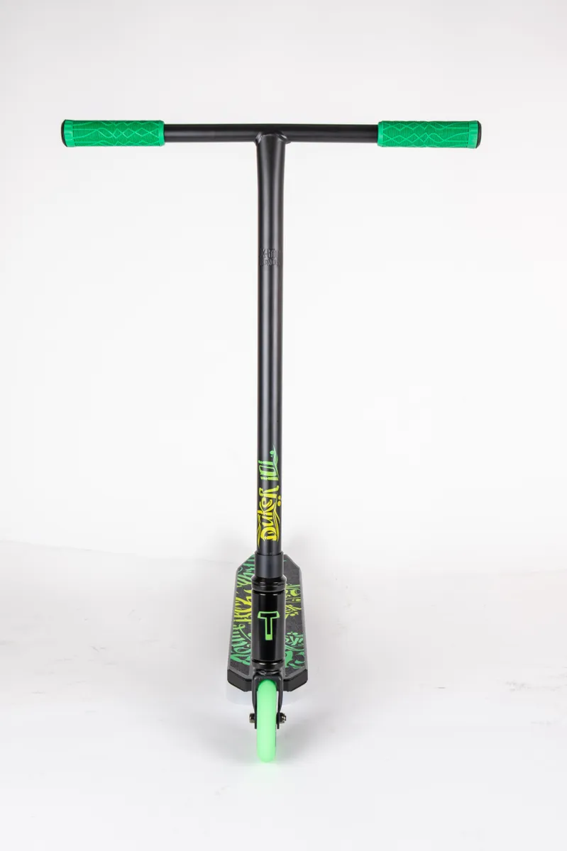 Самокат TechTeam Duker 101 (2022) трюковой black/green Фото Самокат TechTeam Duker 101 (2022) трюковой black/green со склада магазина Спортев