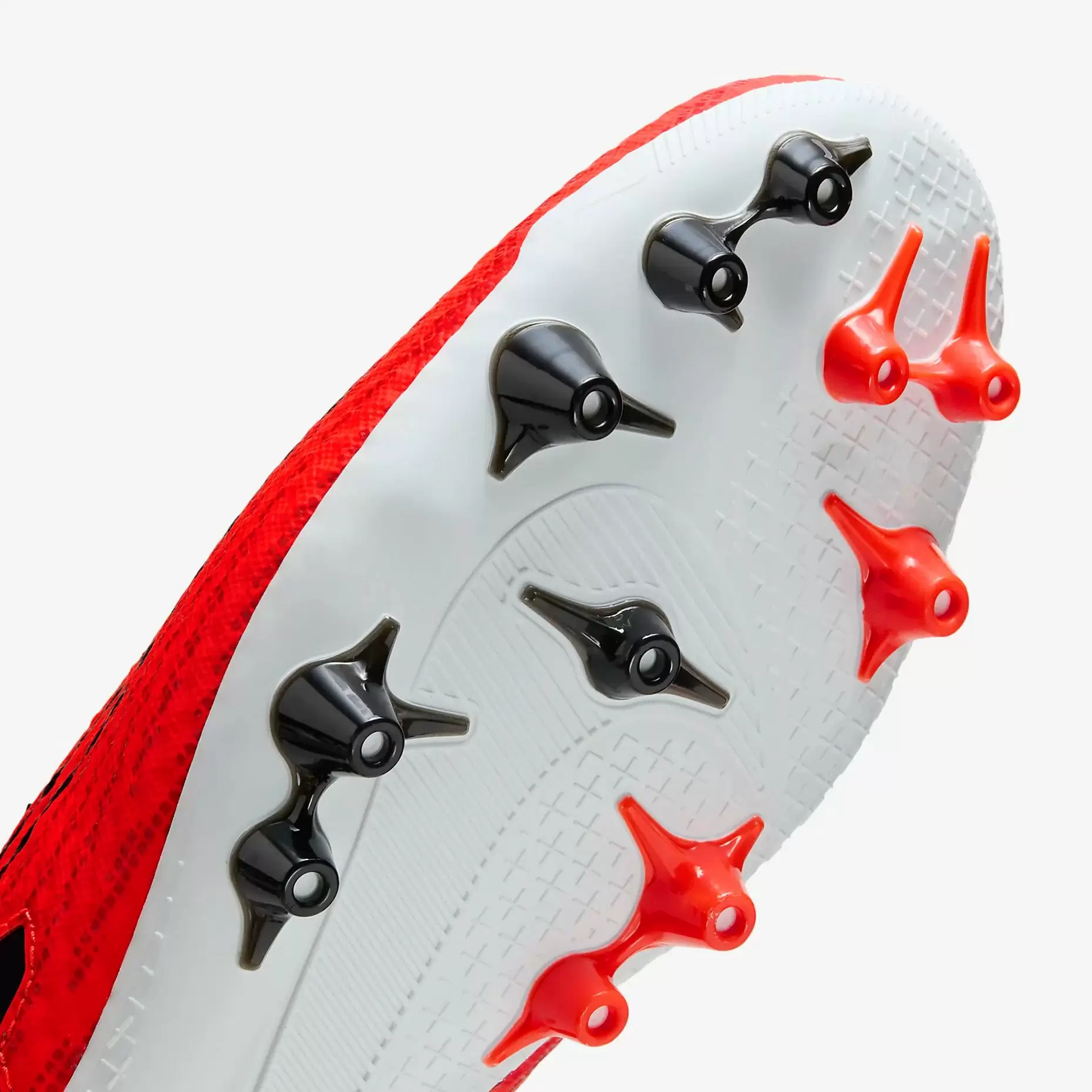 Бутсы Nike Phantom GX Academy AG DD9469-600 Фото Бутсы Nike Phantom GX Academy AG DD9469-600 со склада магазина Спортев
