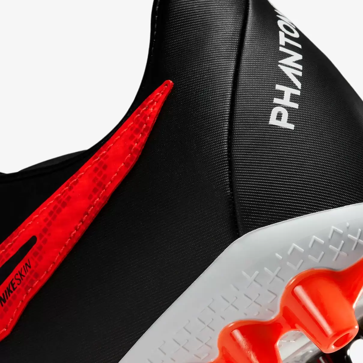 Бутсы Nike Phantom GX Academy AG DD9469-600 Фото Бутсы Nike Phantom GX Academy AG DD9469-600 со склада магазина Спортев