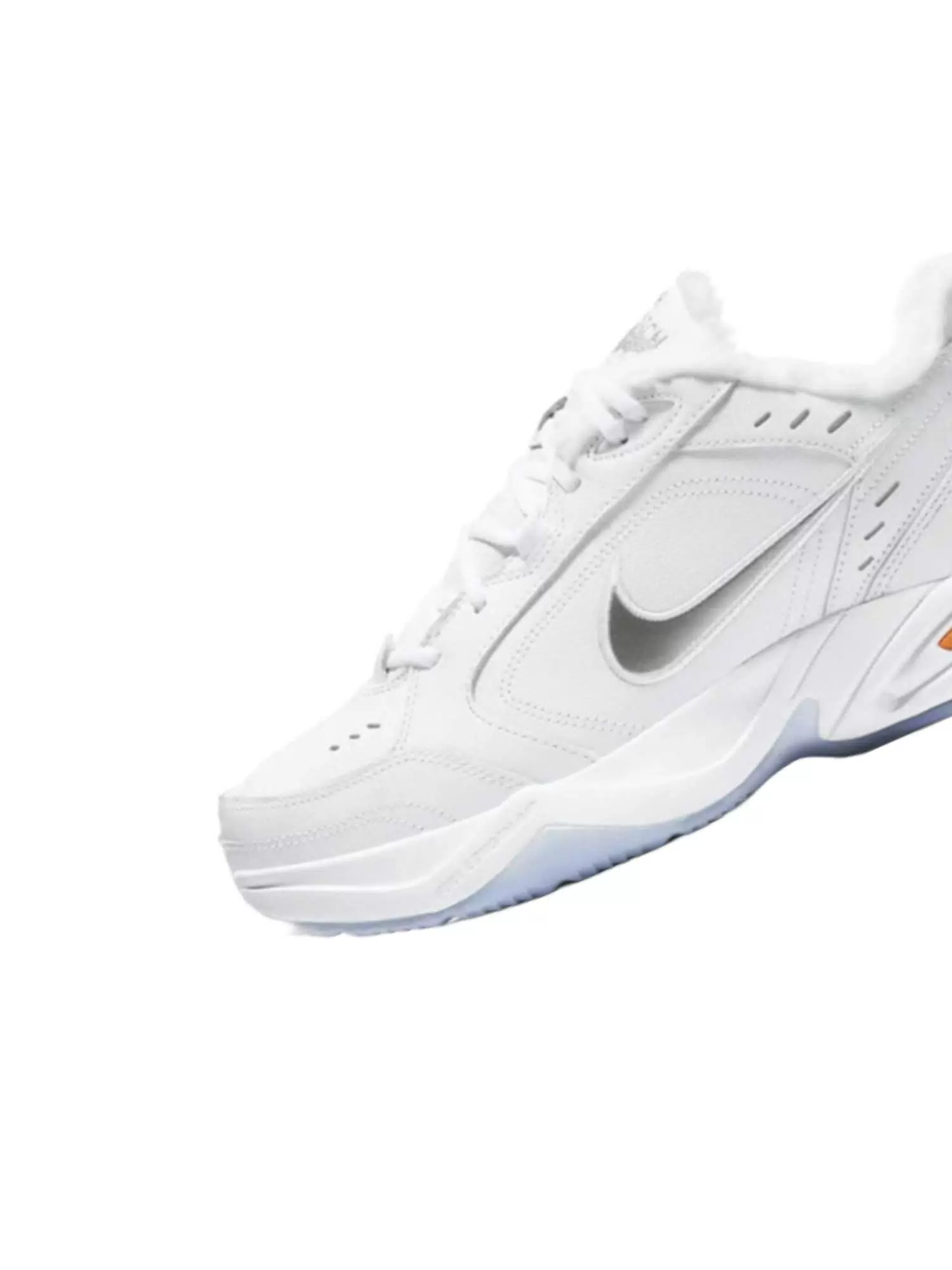 Кроссовки Nike Air Monarch IV PRM AV6676 100 Фото Кроссовки Nike Air Monarch IV PRM AV6676 100 со склада магазина Спортев