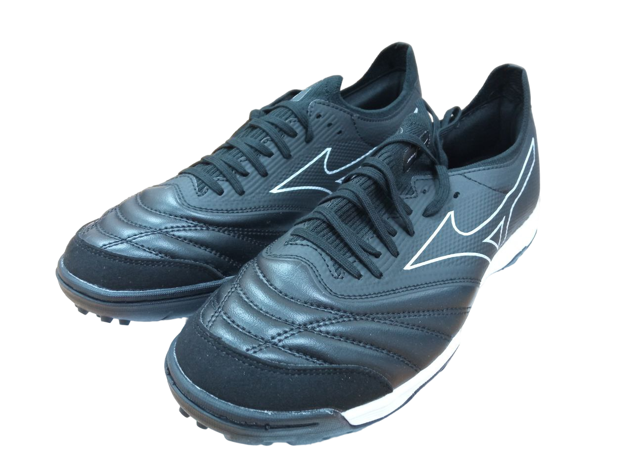Бутсы Mizuno Morelia Neo TF черный Q1GB229003 Фото Бутсы Mizuno Morelia Neo TF черный Q1GB229003 со склада магазина Спортев