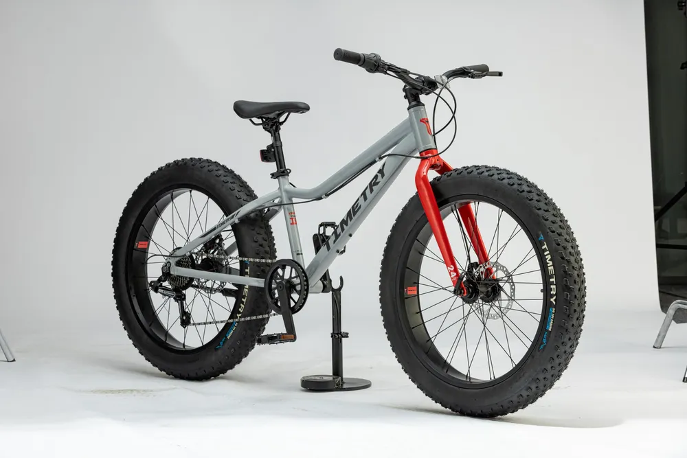 Велосипед Timetry TT215 20" 7 скор. серый Фото Велосипед Timetry TT215 20" 7 скор. серый со склада магазина Спортев